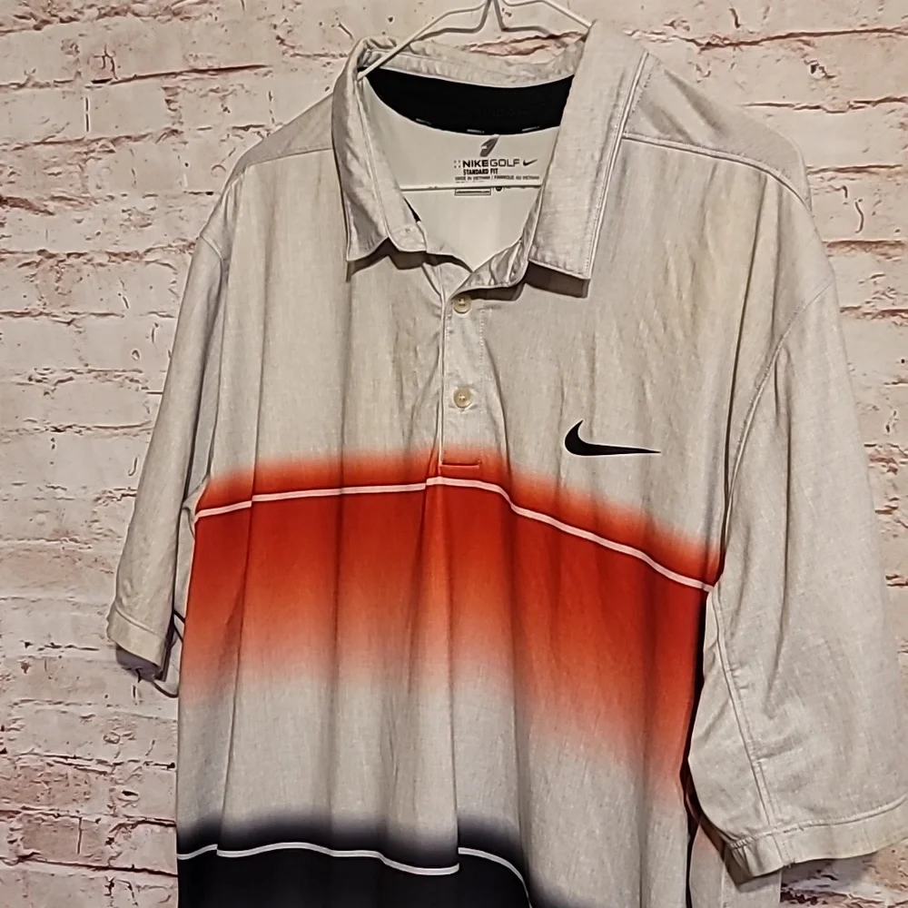 Super nice nike golf polo dry fit xl - Picture 2 of 5